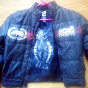 ECKO UNLIMITED JACKET, SIZE MEDIUM, AND BLACK IN COLOR